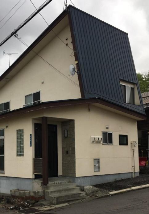 Guest House Asahi Отару Екстер'єр фото